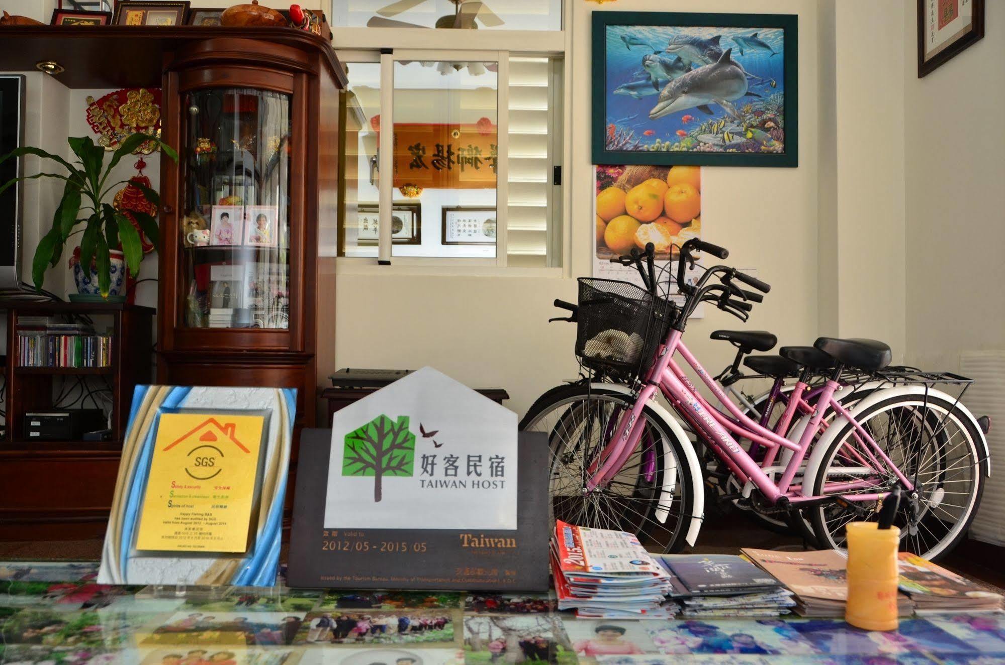 Fish Fun House Apartment Hualien City Exterior photo